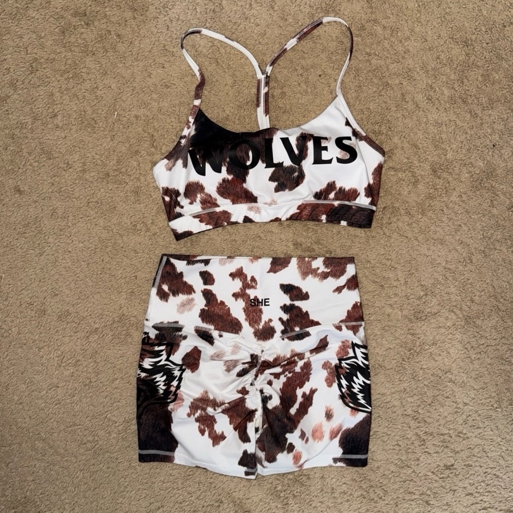 Medium Darc Sport Energy bra and pump shorts
